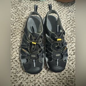 Keen Black and Yellow Outdoor Sandals size 10.5